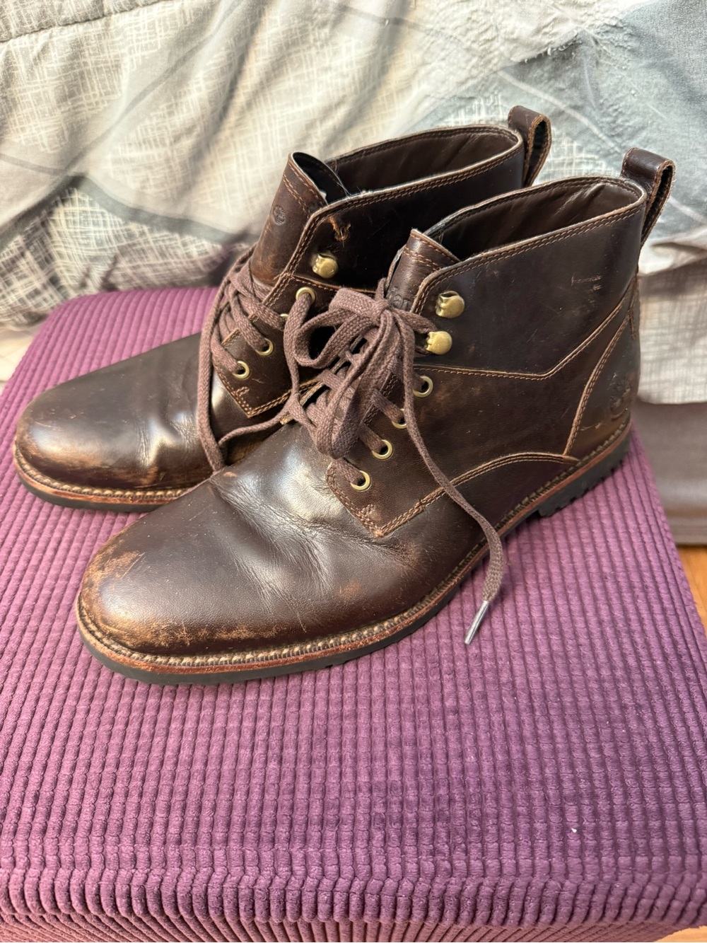 Timberland Men's Brown Leather Chukka Boots